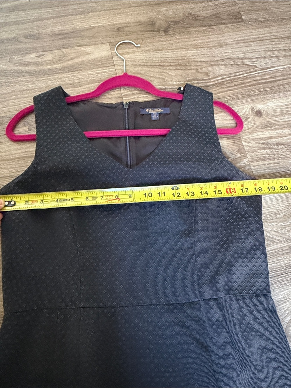 Brooks Brothers Classic Black Sleeveless V-Neck Sheath Dress - Picture 6 of 7